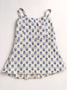 pinteresty white and blue printed top