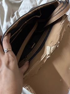 Guess Crossbody Bag