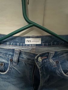 Light Wash Denim Jeans - Zara