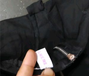 Black Sports Bra