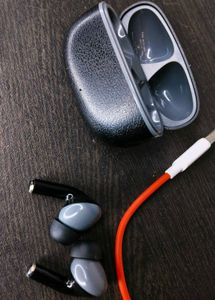 Premium Bass Earbuds 🎧