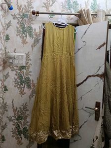 Gorgeous and Elegant Designer Gown for Wedding Wea