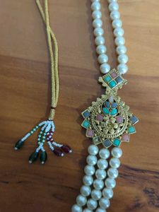 Elegant Pearl Necklace Set