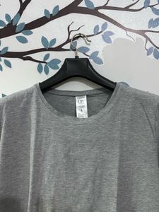 Grey Basic Crew Neck T-Shirt 🇩🇪