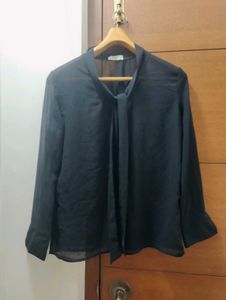 Elegant Black Tie Neck Blouse 🖤