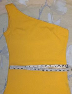 One-Shoulder Midi Dress with Detachable Bow