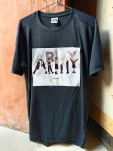 BTS tshirt 💜