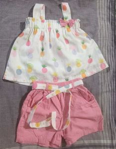 girls cute pink cloth.