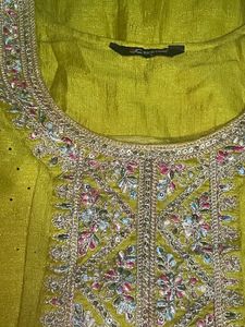 Embellished Kurta with Intricate Embroidery