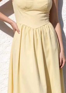Chic Yellow Midi Dress