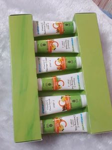 Mamaearth Vitamin C Facial Kit with Vitami