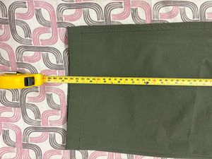 Uniqlo Olive Green Cargo Pants