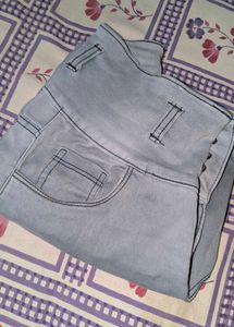 Light Blue High-Waist Button Detail Denim Jeans |