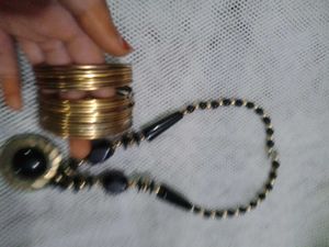 3 Combo Itam Black Chain , Earrings, Bengals