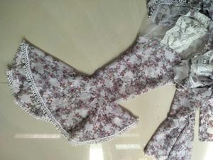 Korean Floral 2-Piece Lace Top | Bell Sleeves - S