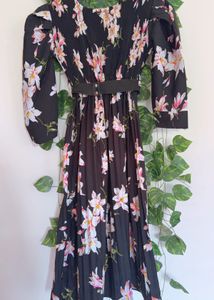 Elegant Floral Print Pleated Midi Dress