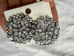 Stunning Grey Floral Earrings