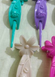 Brand new Cute Flower Hair Claws 4