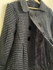 Chic Textured Double-Breasted Coat