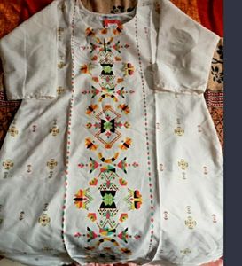 Stylish Women Kurti