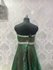 Stunning Emerald Green Gown