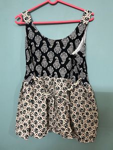 B1G1 Short sleeveless kurti