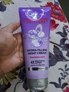 L'Oreal Hyaluron Night Cream (180ml)