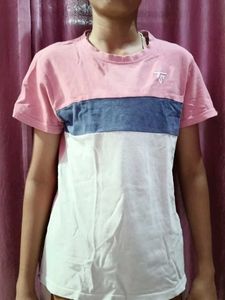 Color Block T-Shirt 👕