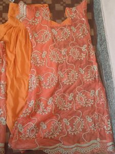 heavy look Bridal suit with dupatta 🧡