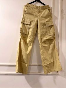 H&amp;M Beige Cotton Pants