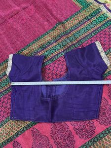 Vibrant Paisley Print Saree with Blouse