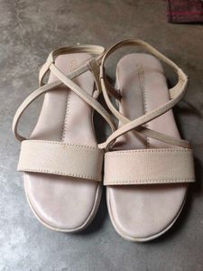 Sandle