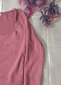 PINK CROP TOP