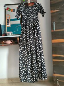 Chic Black & White Print Maxi Dress