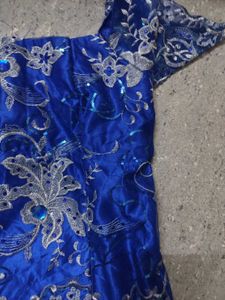 Royal Blue Embroidered Y2k chatpate top