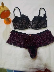 Lace Bra and Panty Set