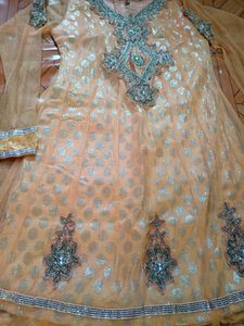 Gowns , For donetion