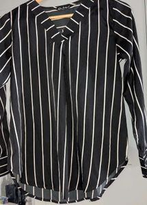 ✅Striped V-Neck Blouse