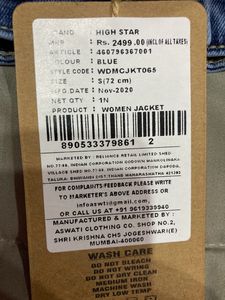 High StarWashed Button-Front Denim Jacket with Sli