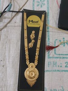 Gold Tone Necklace and Earring Set