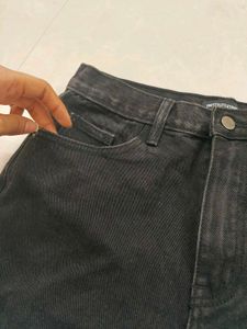 PrettyLittleThing Black Denim Shorts