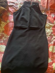 Elegant Black Sleeveless Dress