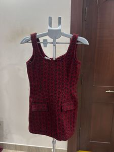 Chic Red & Black Patterned Mini Dress