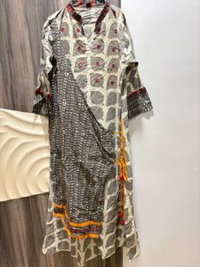 Stylish Asymmetrical Kurta