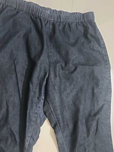 Comfortable Black  jeggings ankle length