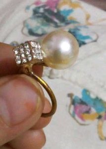 Pearl & Rhinestone Ring