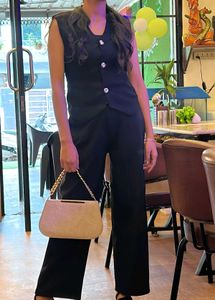 Sleek Black Sleeveless Vest &amp; Pant Set