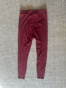 Alo Ribbed Maroon Leggings
