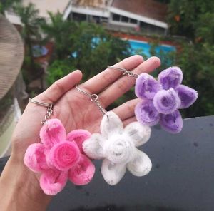 Cute pipecleaner Flower Keychain Set