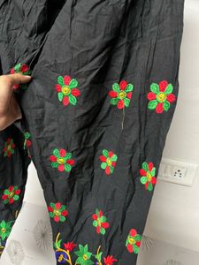 Embroidered Palazzo Pants 🖤🖤